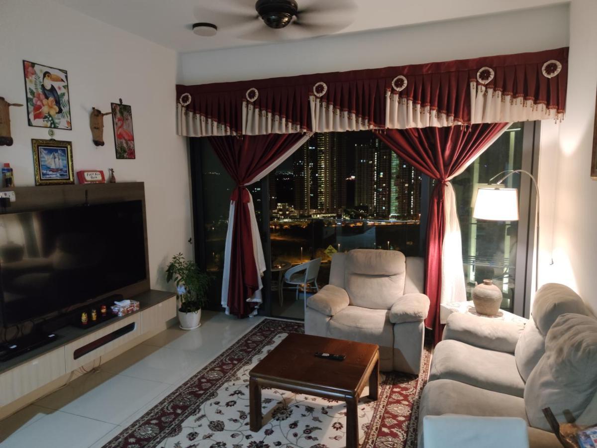 Kumkum 3 Bedroom Apartment *
